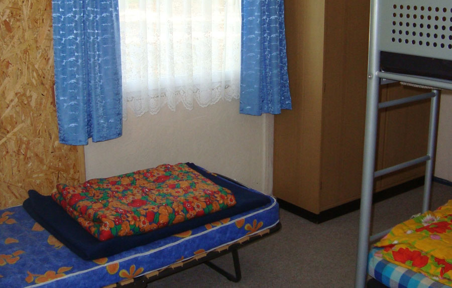 Schlafzimmer 2
